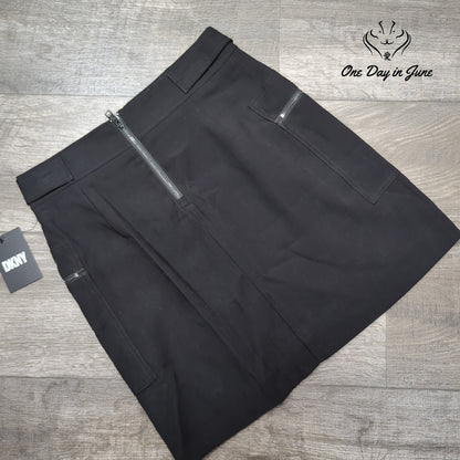 DKNY Frosted Twill Cargo Mini Skirt Black Zip Pockets NWT Size 2