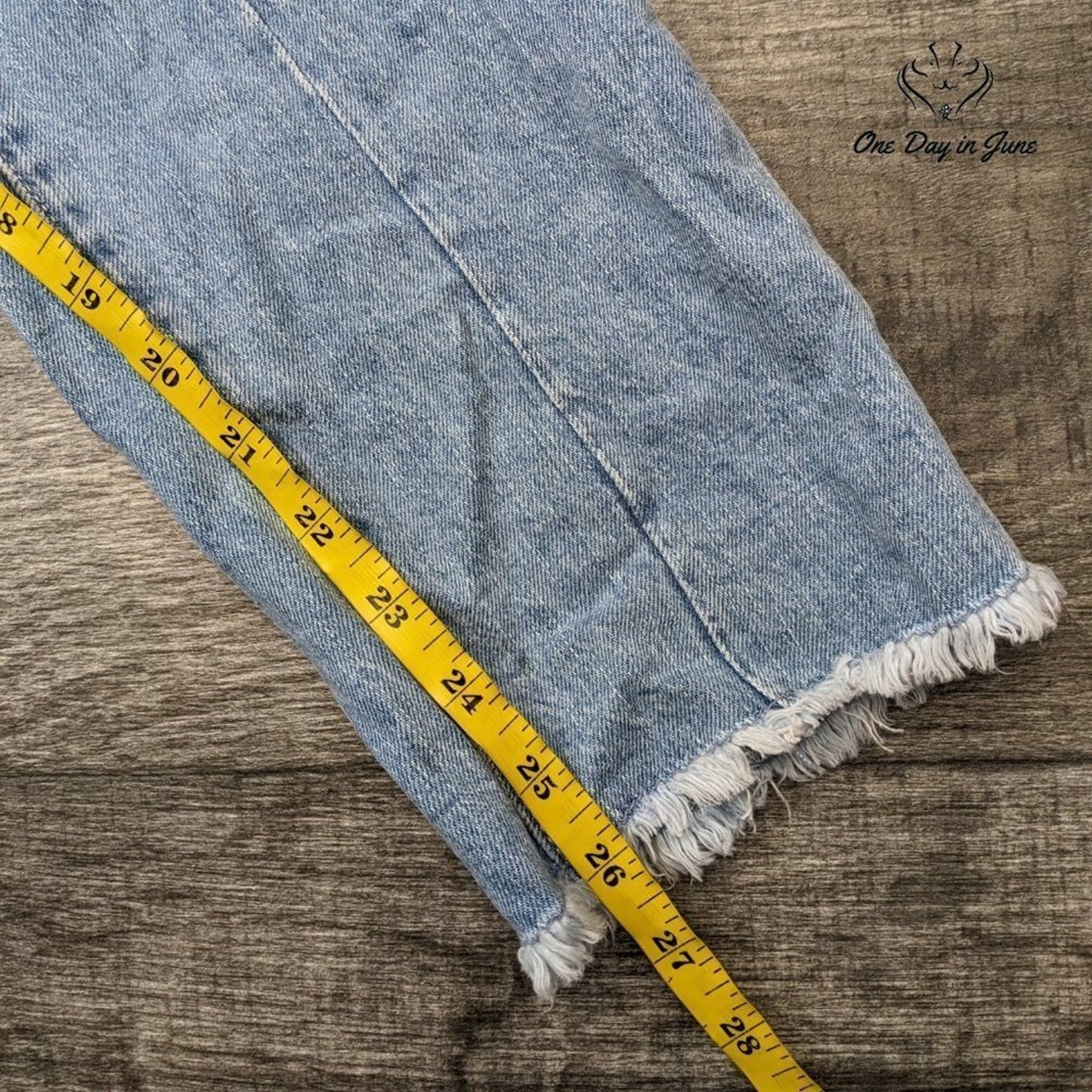 Arizona Jean Co. Juniors Highest Rise Skinny Straight Jeans Size 9