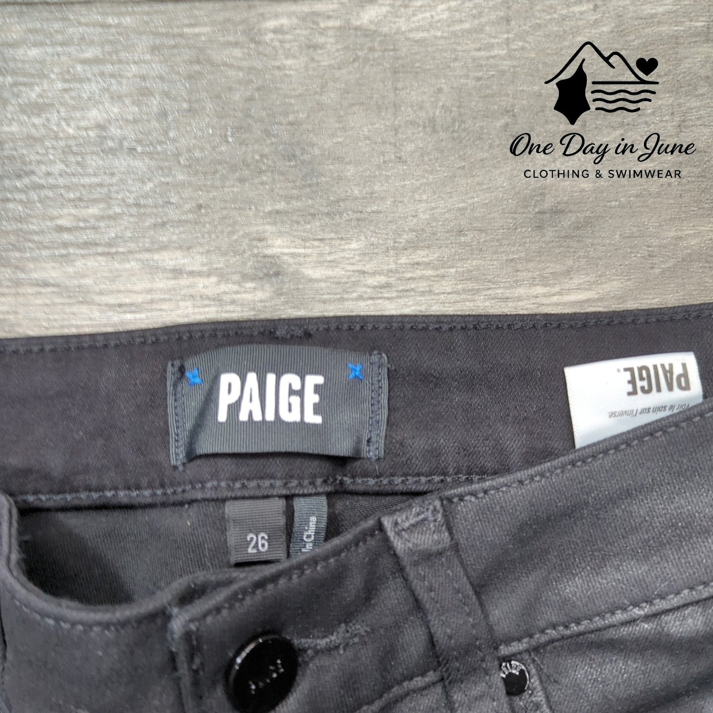 Paige Cindy Coated Denim Crop Jeans Size 26 (2)