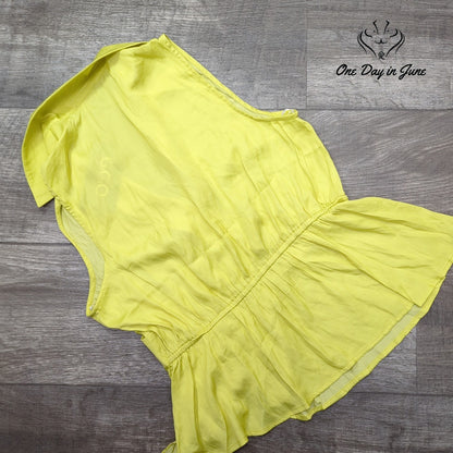GiGiO Sleeveless Wrap Blouse Neon Yellow Collared Ruffle Top NWT Size S
