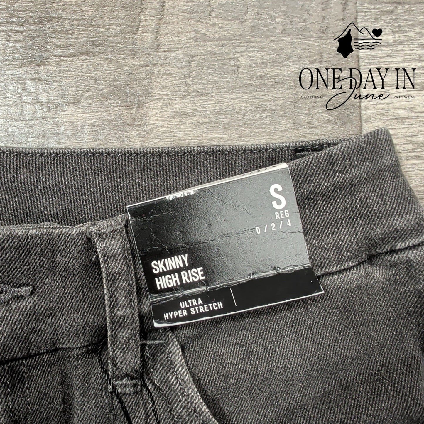 Express Skinny High Rise Jeans Size S (0/2/4)