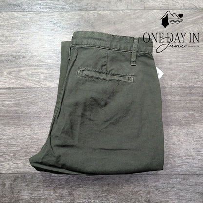 AG Adriano Goldschmied Caden Tailored Trouser Pants Olive Green NWT Size 4 (27)