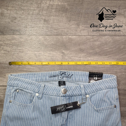Celebrity Gold Skinny Capri Jeans Size 12