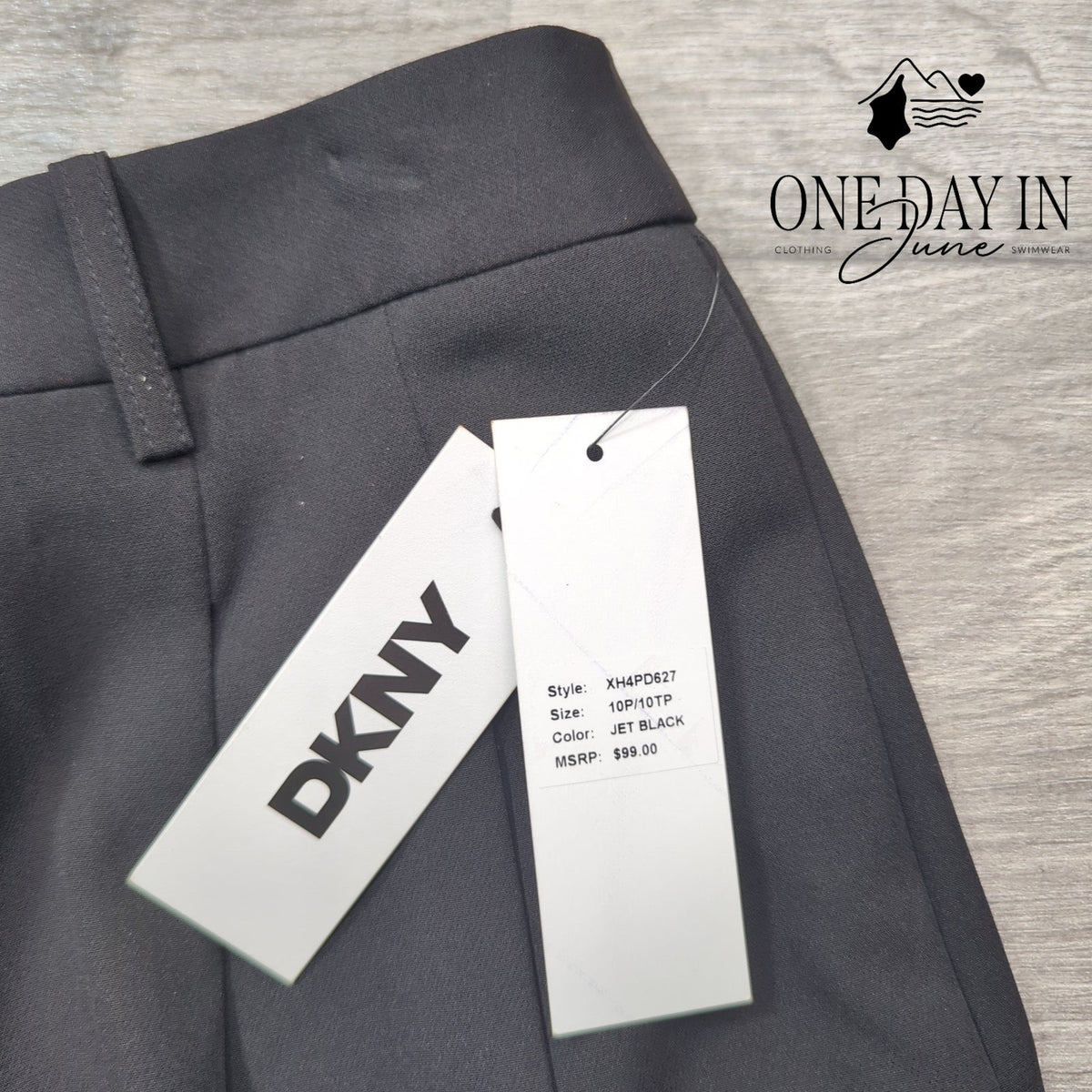 DKNY Petite Wide Leg Pleated Trouser Pants Jet Black NWT Size 10P