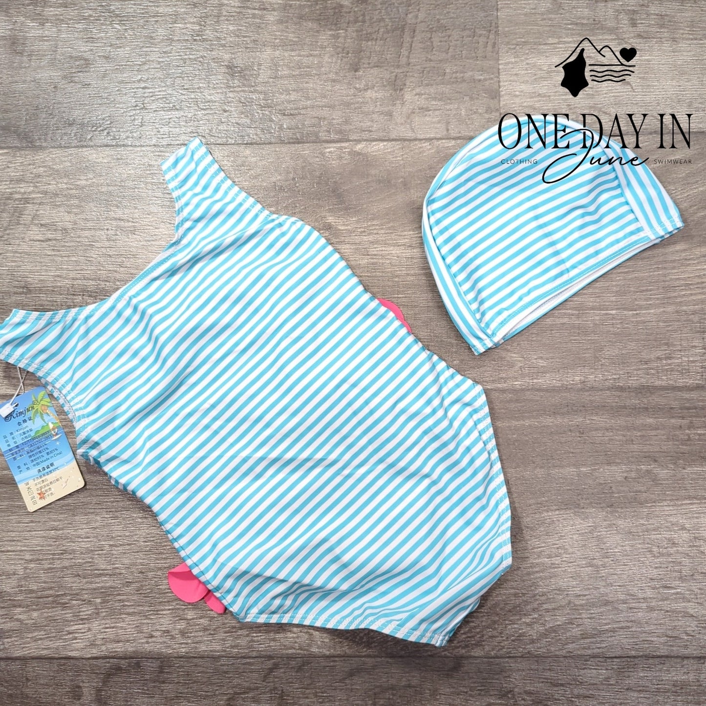 Kimjun Flamingo One Piece Swimsuit Size 120 (6-7)