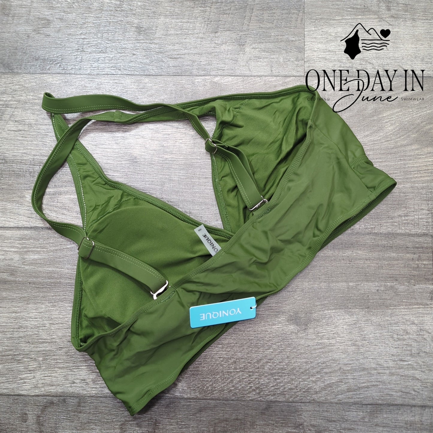 Yonique Plus Size Bikini Top Size 18W