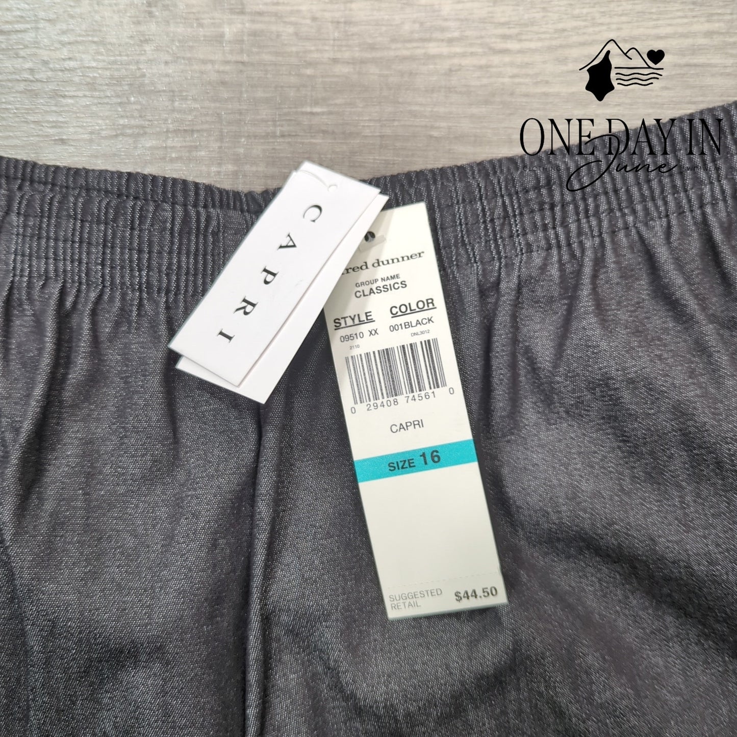 Alfred Dunner Pull On Capri Pants Size 16