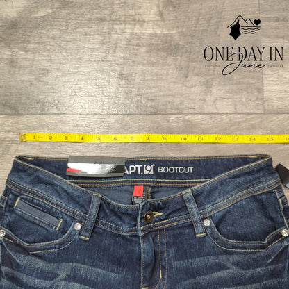 Apt. 9 Modern Fit Bootcut Jeans Size 6