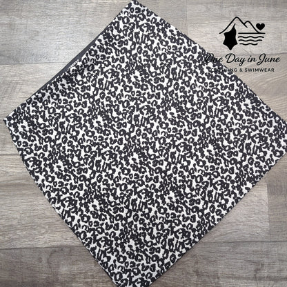 Express Pull On Pencil Skirt Size M