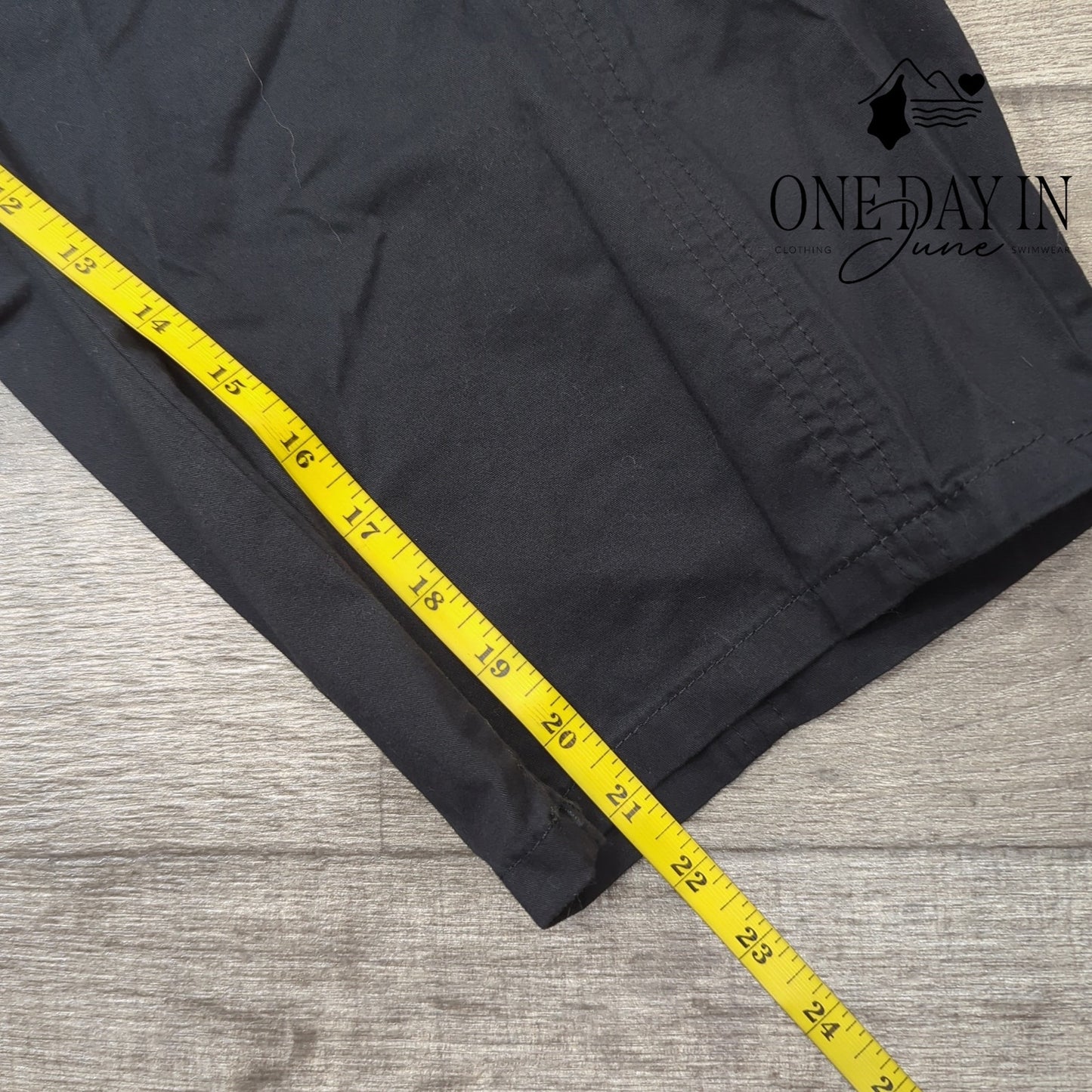 Croft & Barrow Plus Size Mid Rise Capri Pants Size 24W