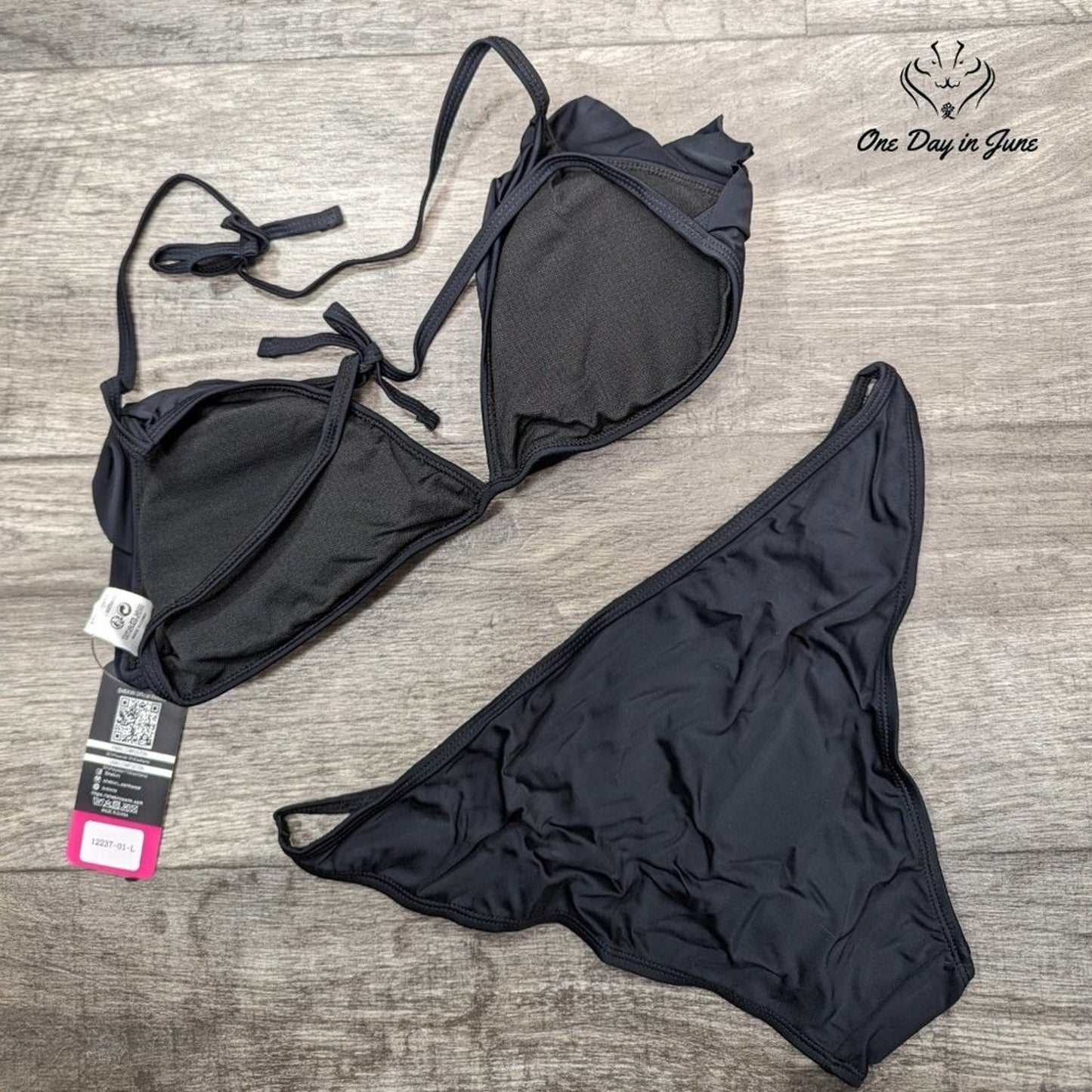 Shekini Ruffle Triangle Bikini Top Size L