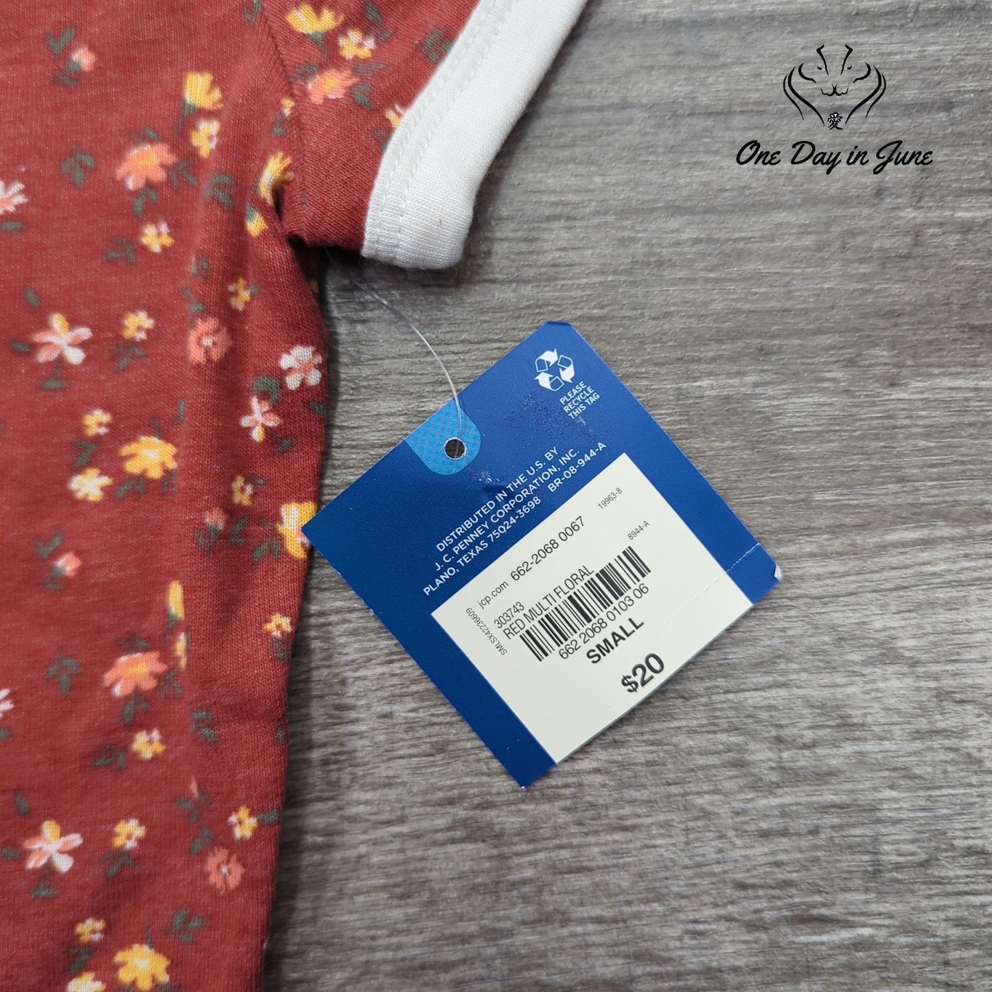 Arizona Jean Co. Short Sleeve Floral Tee Shirt Size S