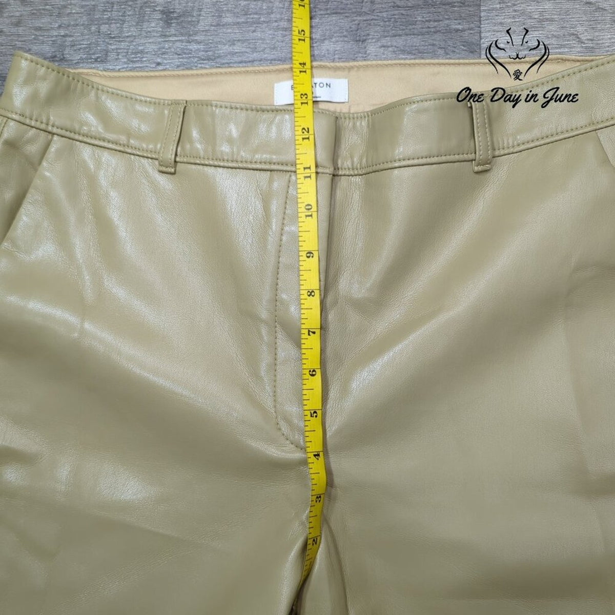 Babaton Aritzia Faux Leather Pants Beige Tan Straight Leg Trousers Size 14