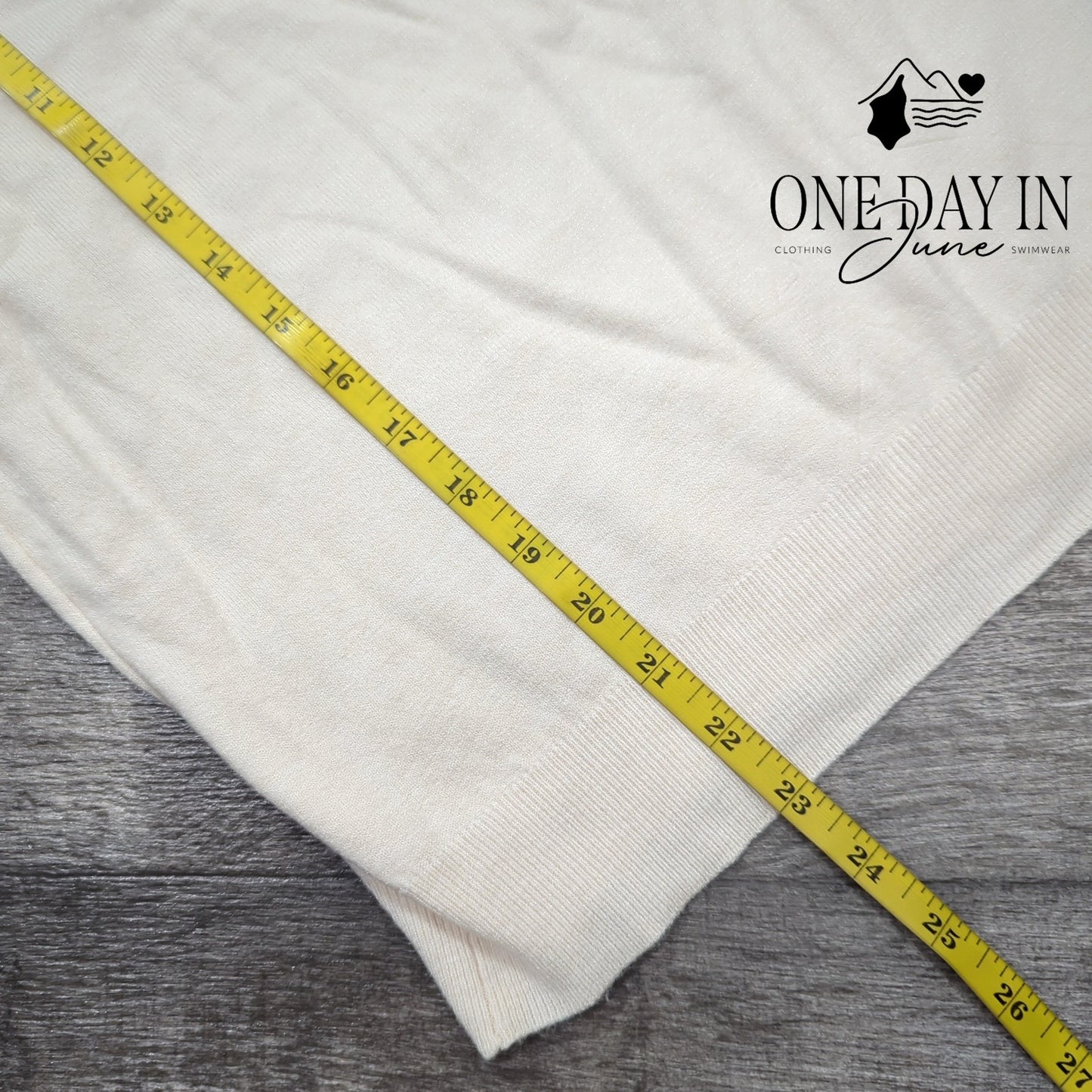 Premise Pull Over Knit Long Sleeve Sweater Size M