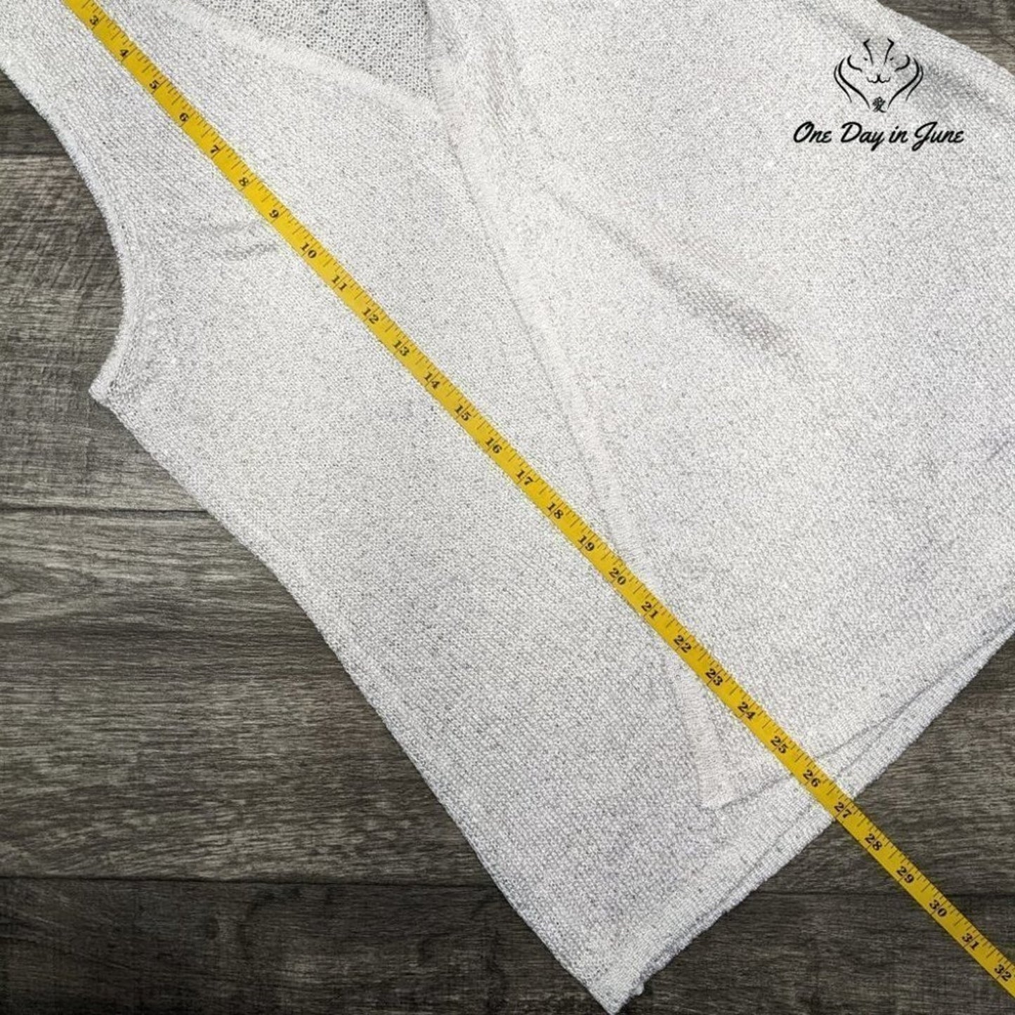 Chico's Sleeveless Sweater Top Size 1 (8-10)