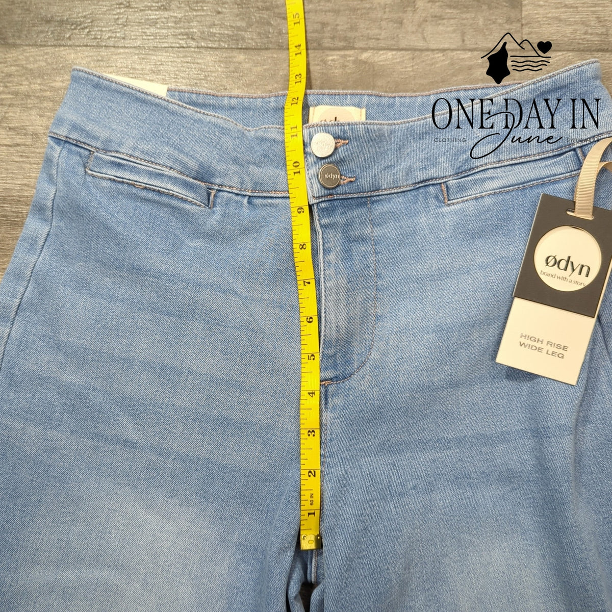 Odyn High Rise Wide Leg Jeans Light Wash NWT Size 4