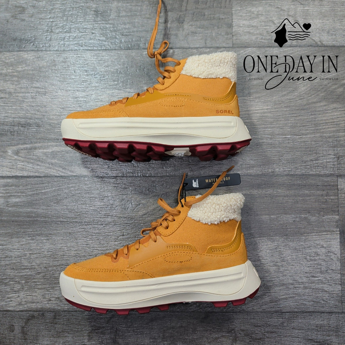 Sorel Callsign Horizon Mid GTX Waterproof Boots Canyon Gold NWT Size 7