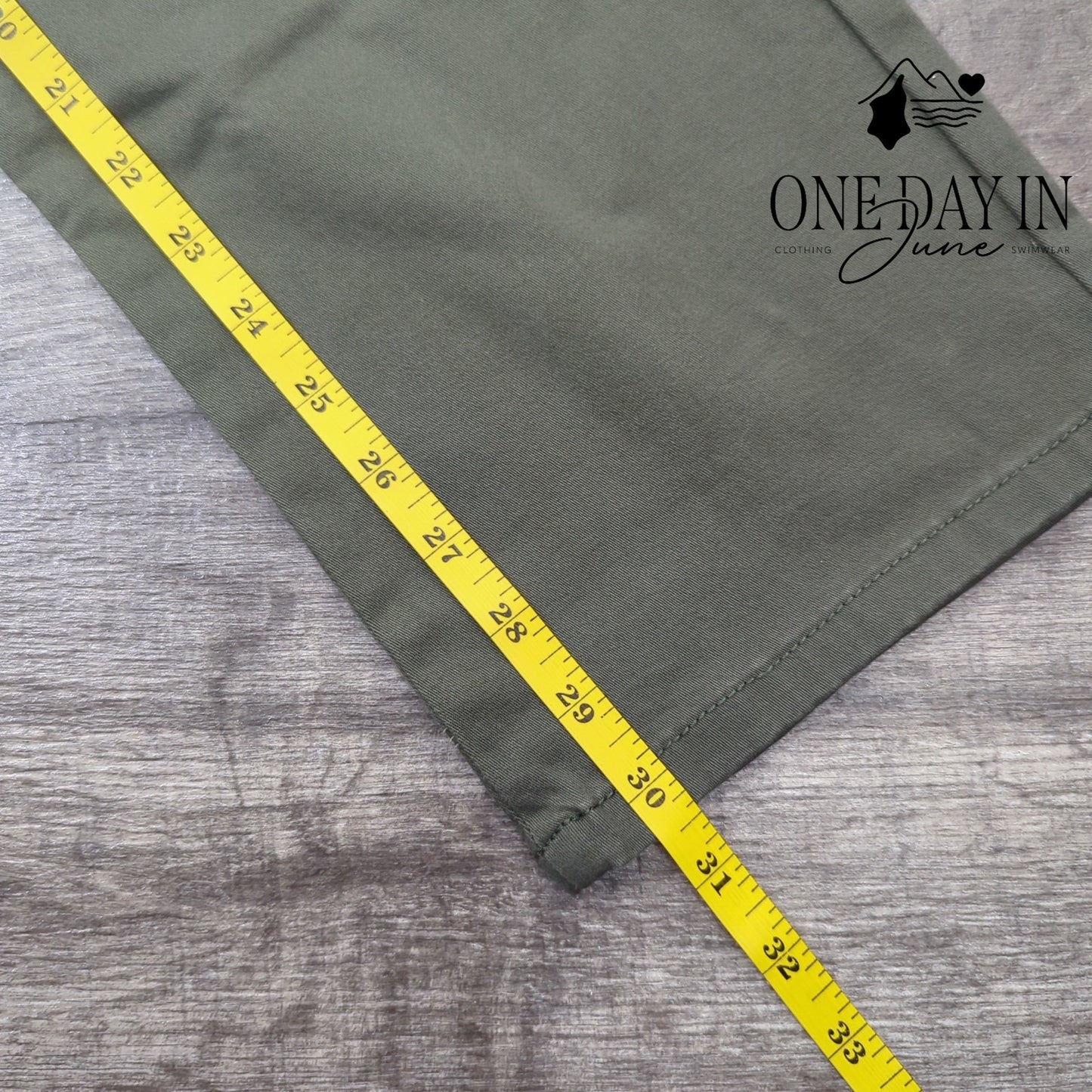 Gloria Vanderbilt Amanda Slimming Jeans Size 14