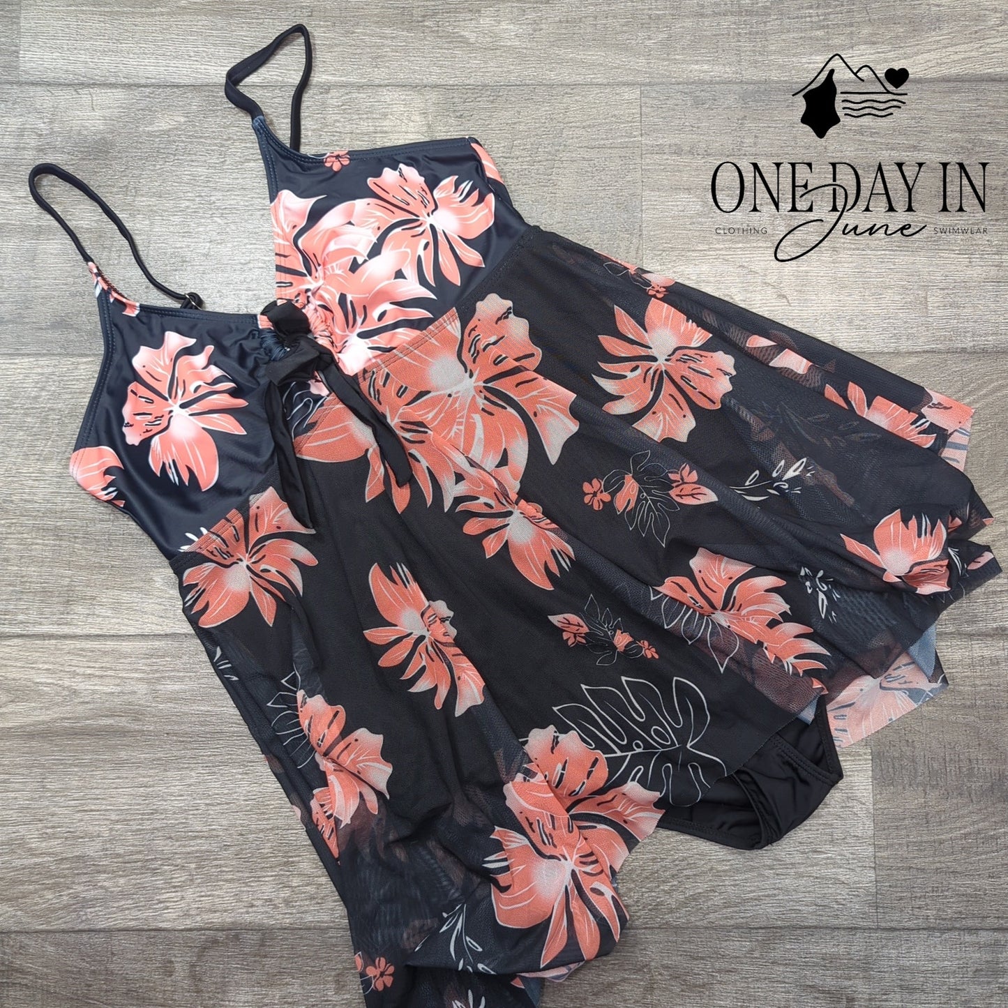 CharmLeaks Mesh Swimdress One Piece Swimsuit Size L