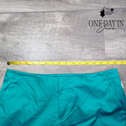 Worthington Modern Fit Slim Leg Cropped Pants Size 6