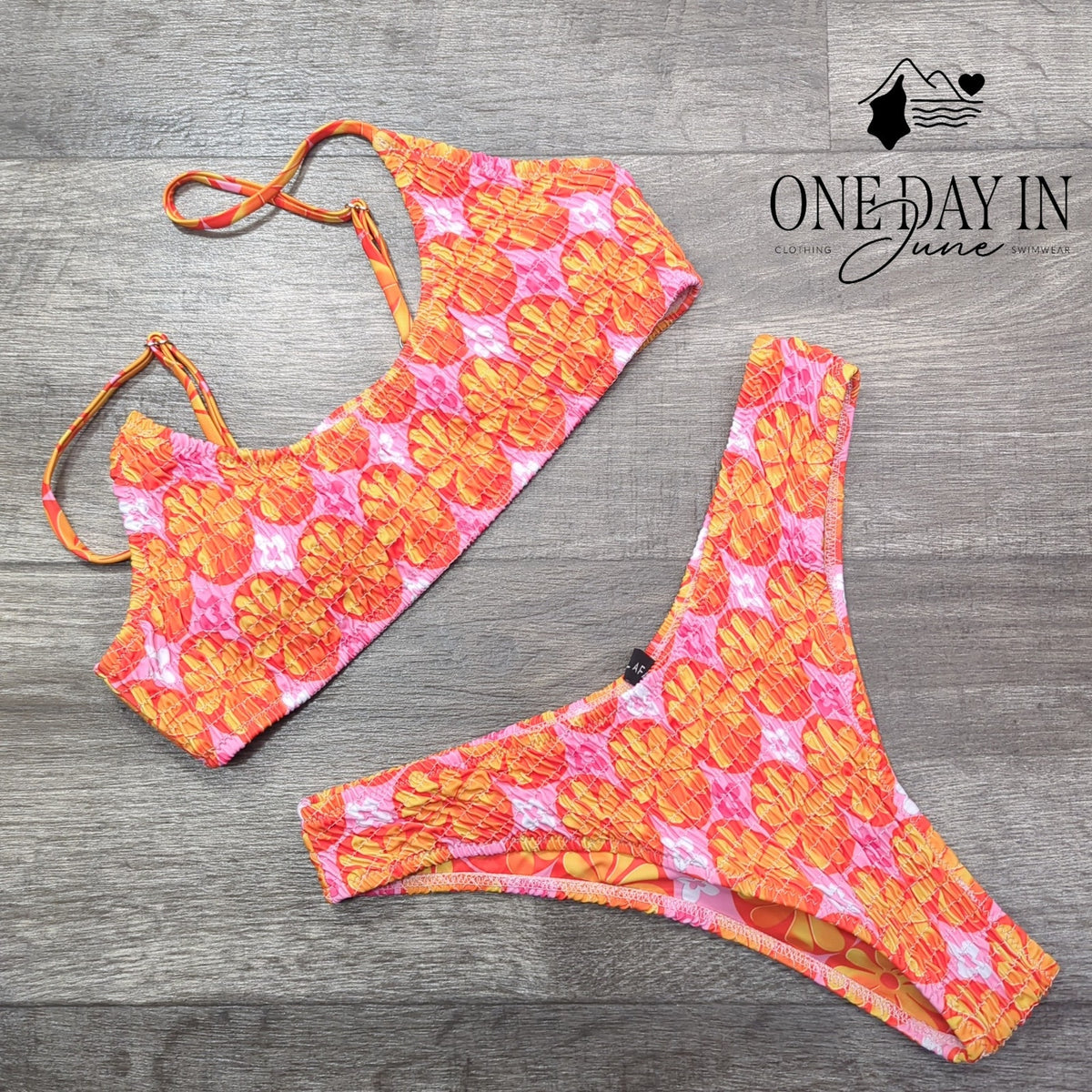 Volafa Smocked Crop Bikini Swimsuit Pink Orange Floral Two Piece Size M