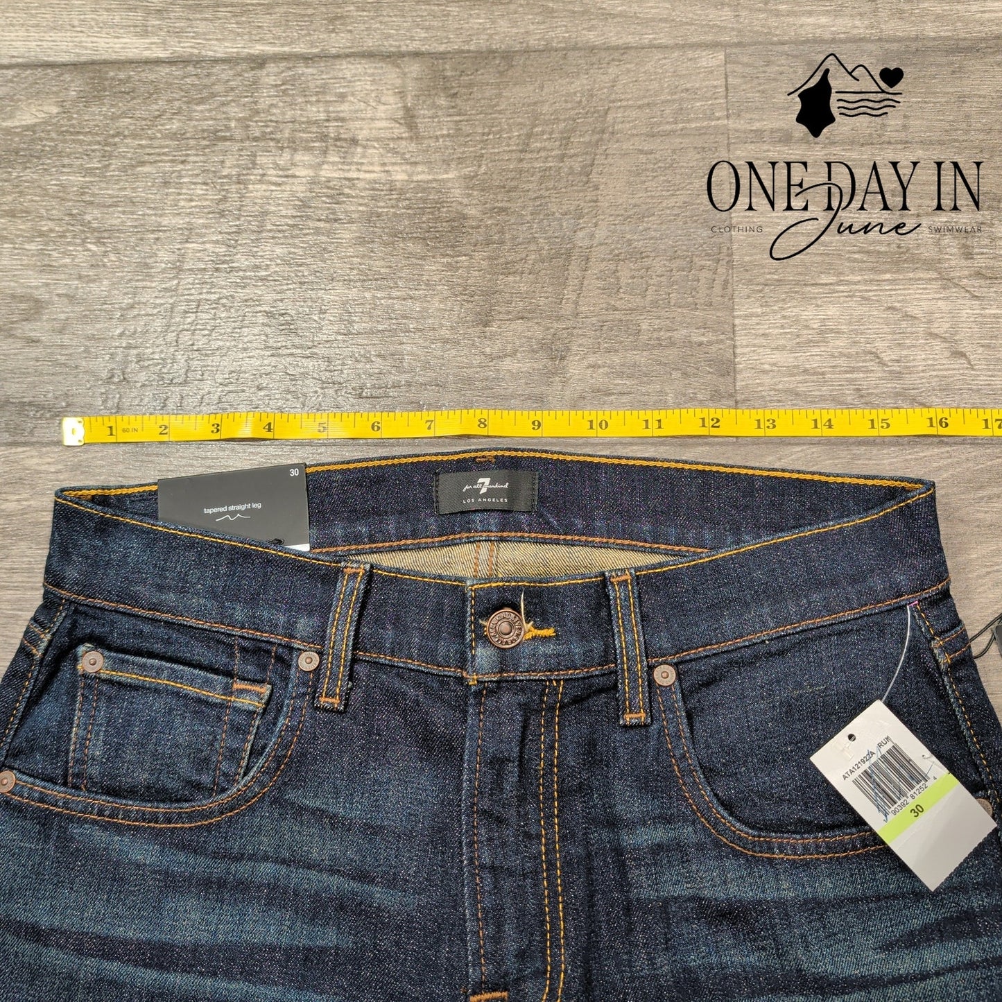 7 For All Mankind The Straight Jeans Dark Blue Tapered Straight NWT Size 30X33