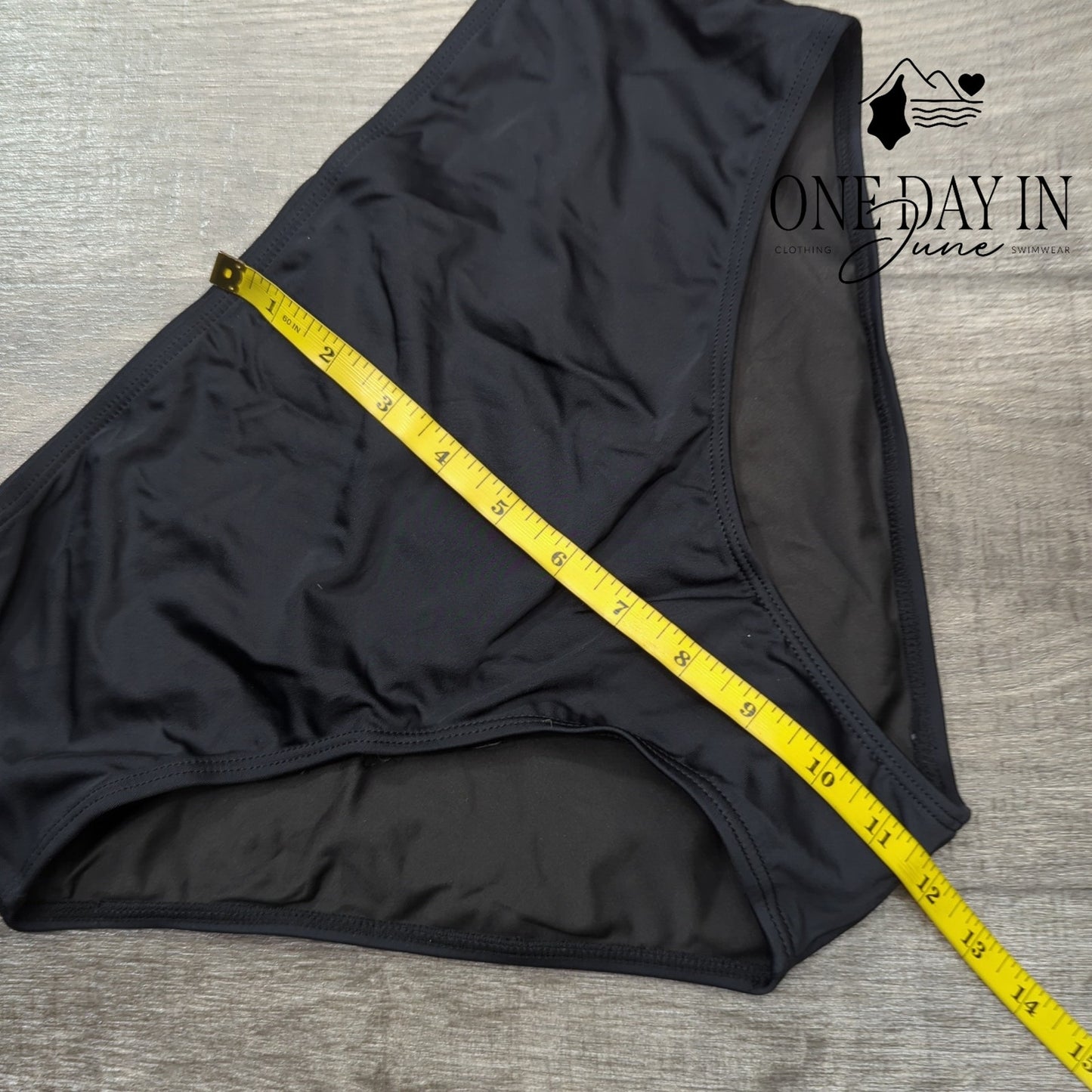 Yonique Cross Front Tankini Swimsuit Size L
