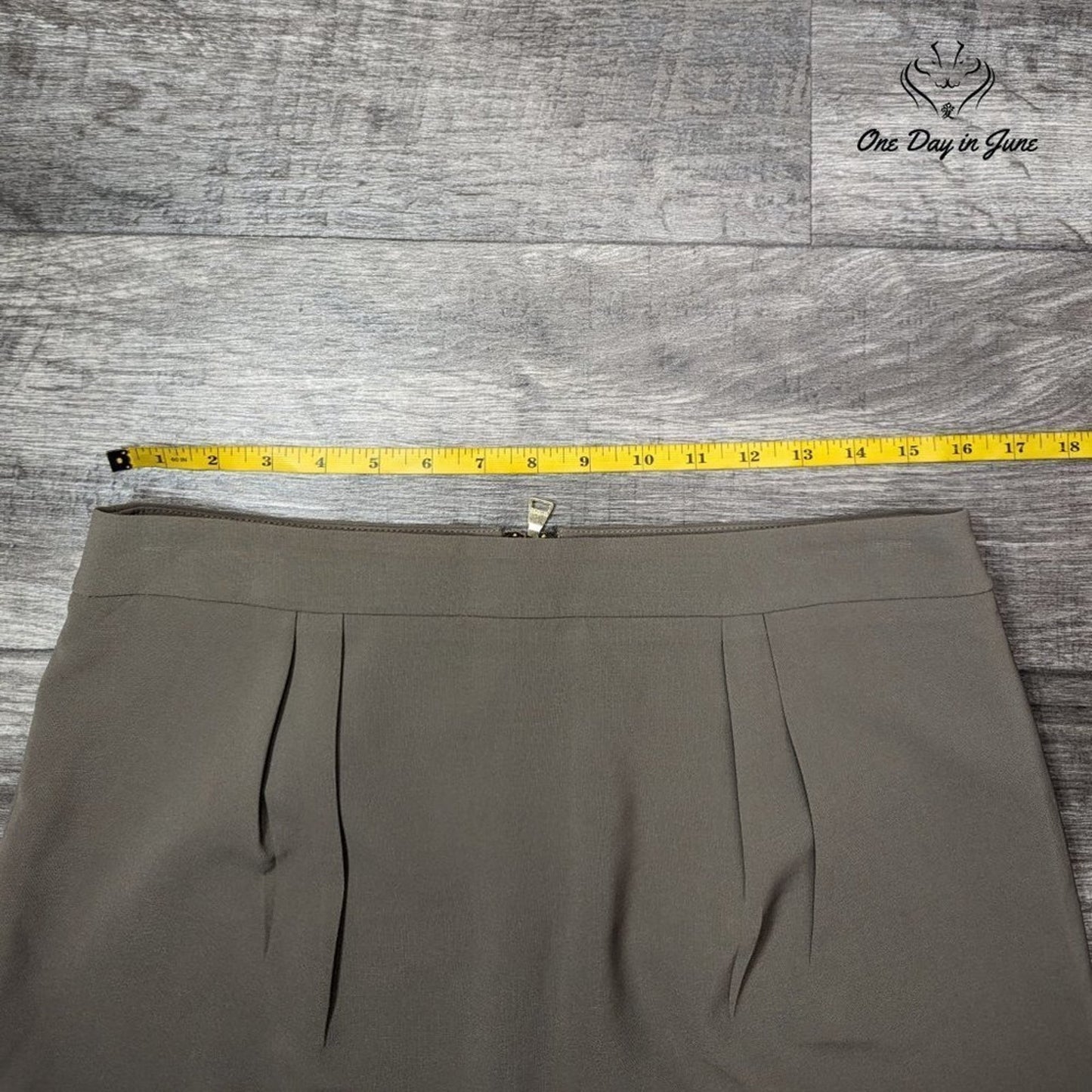 Express Lined Skirt Size 8