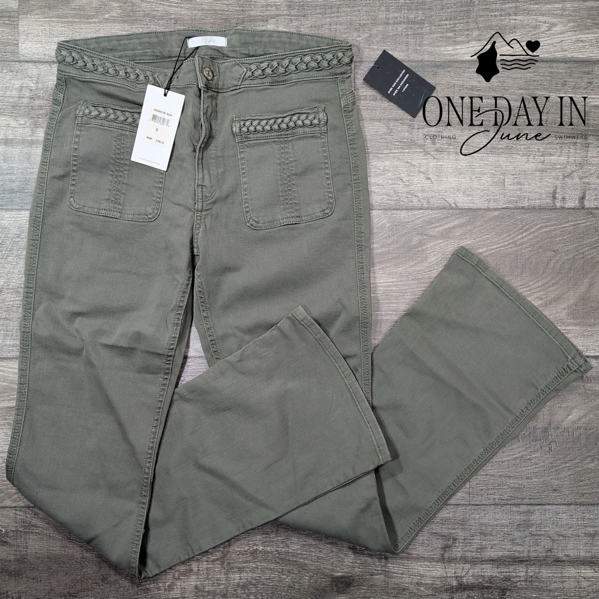 7 For All Mankind Flare Jeans Size 14 (32)