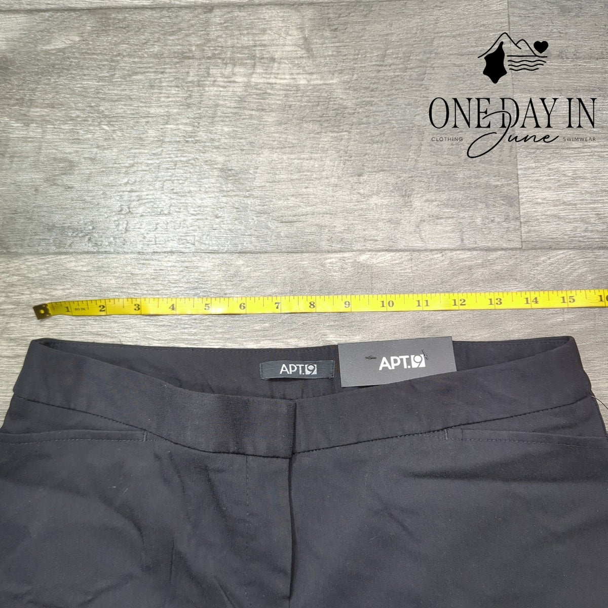Apt. 9 Mid Rise Trouser Dress Pants Black NWT Petite Size 8Ps