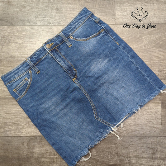 Universal Thread Denim Mini Skirt Size 10