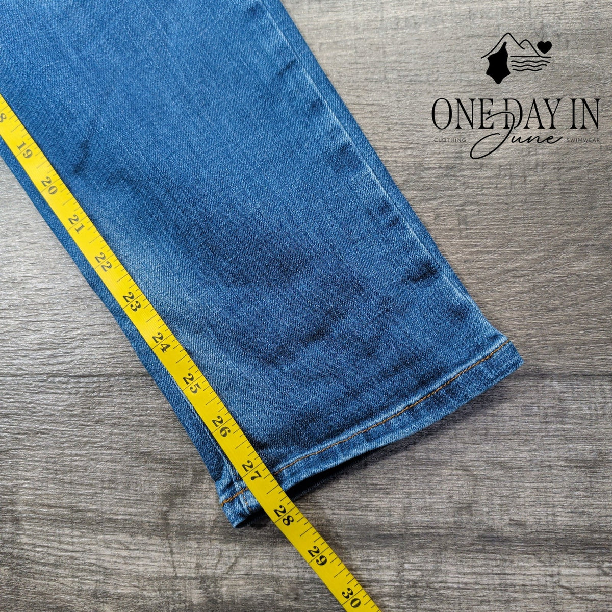 J. Jill Boyfriend Straight Leg Ankle Jeans Chelsea Wash NWT Size 8P