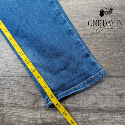 J. Jill Boyfriend Straight Leg Ankle Jeans Chelsea Wash NWT Size 8P