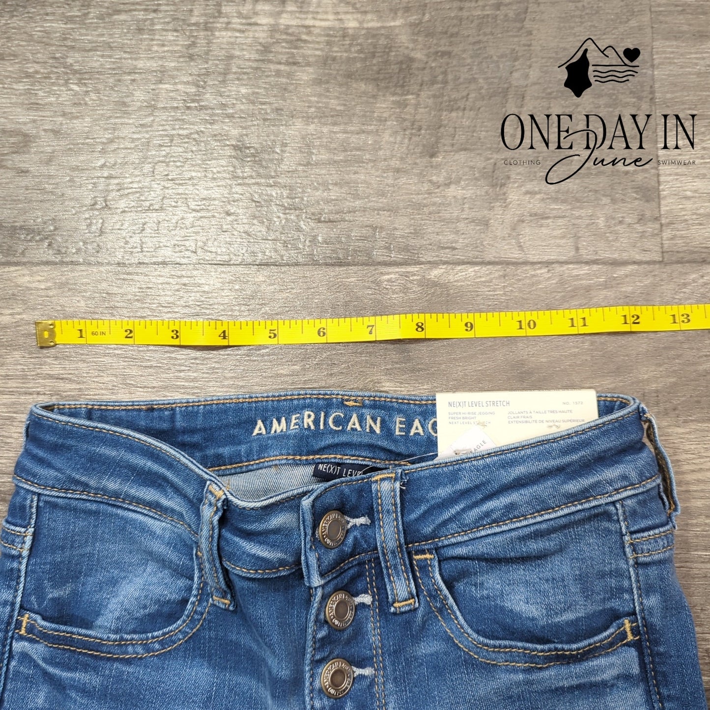 American Eagle Outfitters Super Hi-Rise Jegging Jeans Size 2