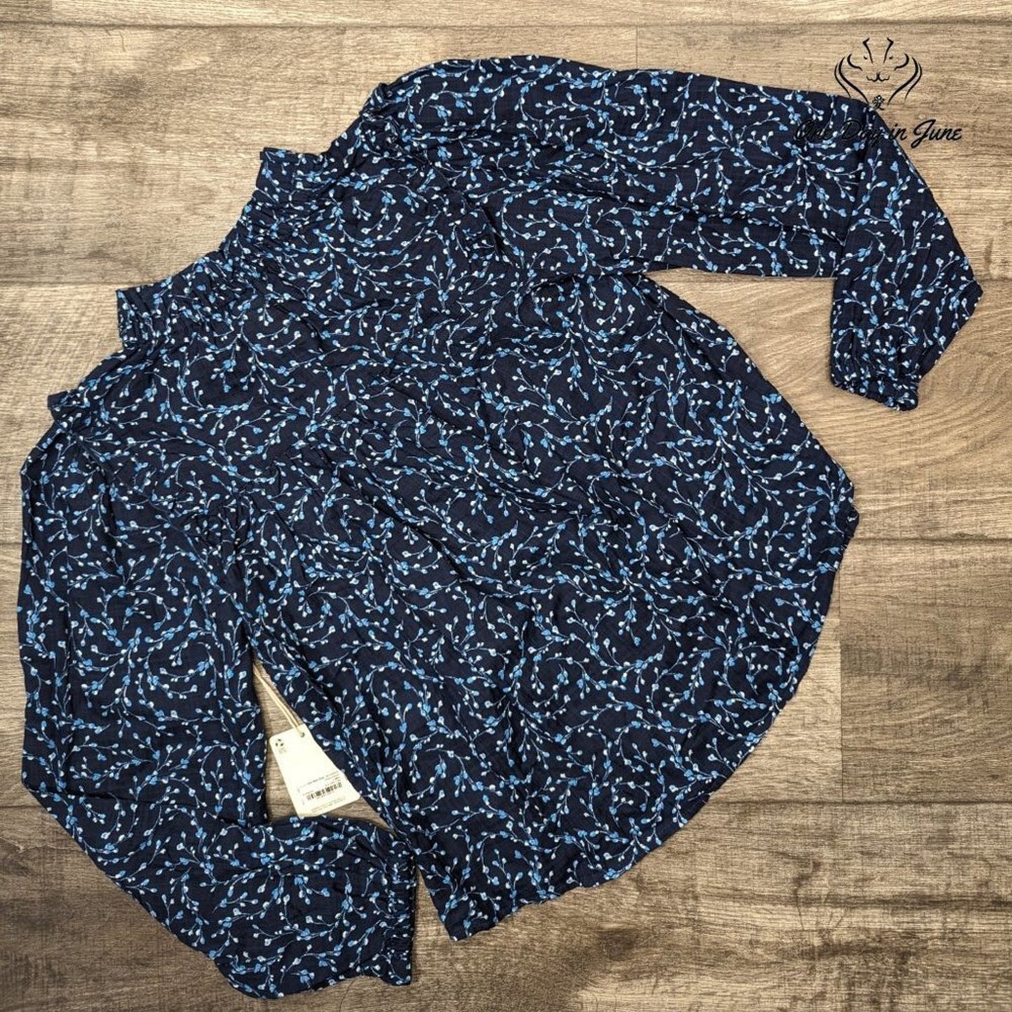A.n.a High Neck Long Sleeve Blouse Size XS