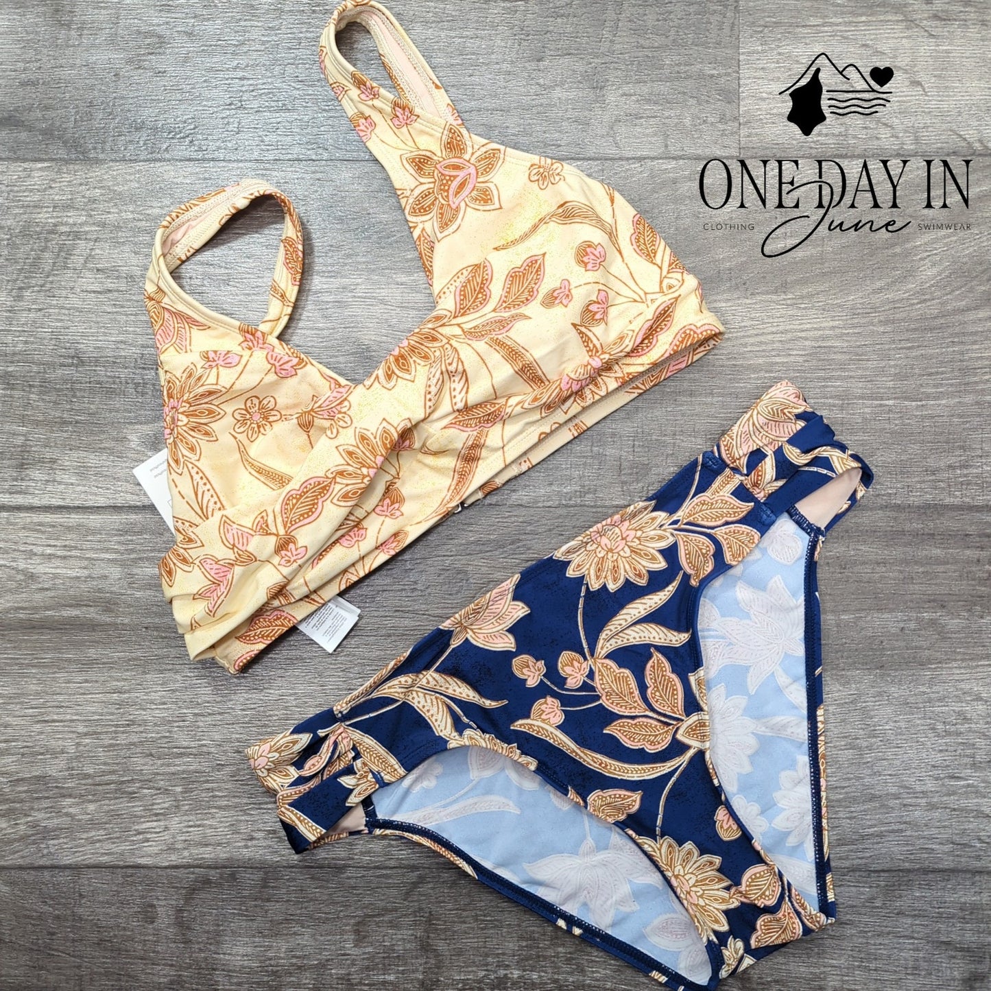Cupshe Cross Front Bikini Swimsuit Floral Cream Navy Blue Two Piece NWT Size XL