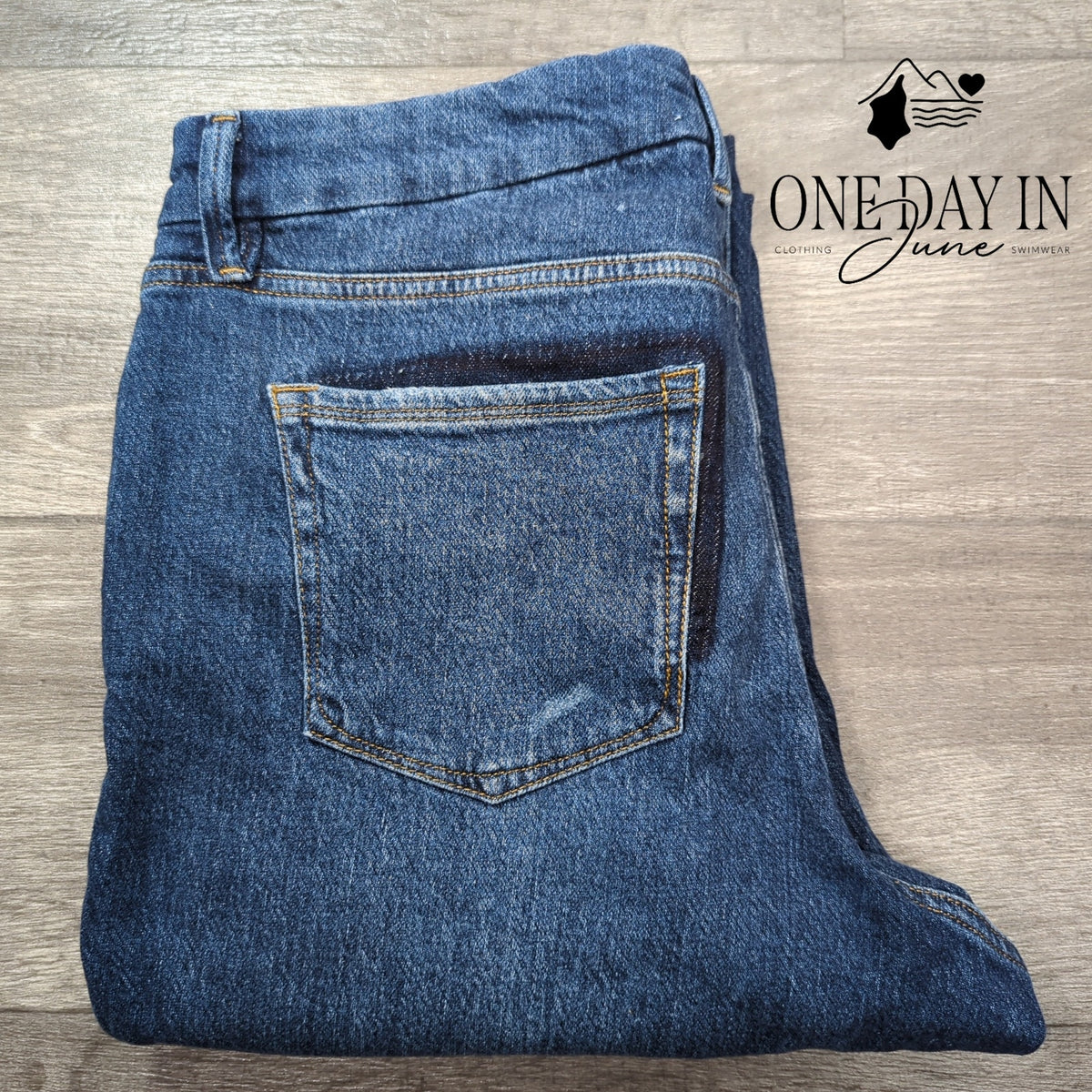 Good American Good Petite Bootcut Jeans Indigo704 NWT Size 15