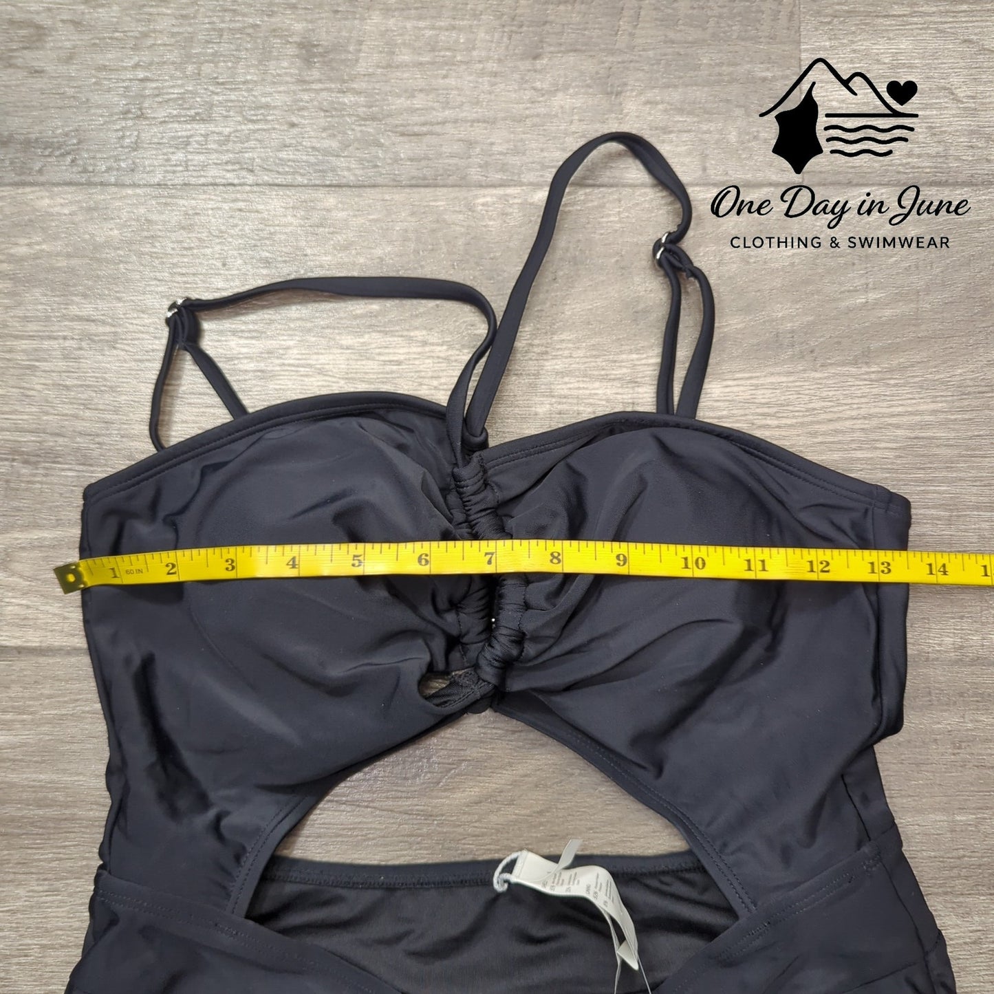 Cupshe Cut Out One Piece Swimsuit Size M