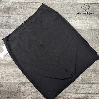 Larry Levine Stretch Tiered Skirt Size 10