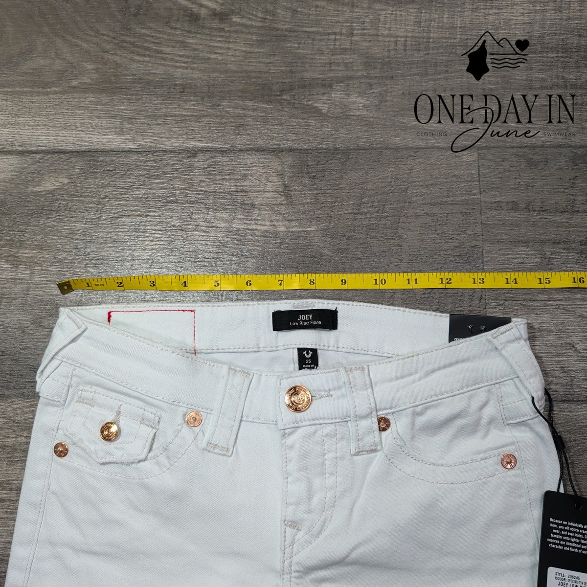 True Religion Joey Low Rise Flare Jeans White Distressed NWT Size 0 (25)