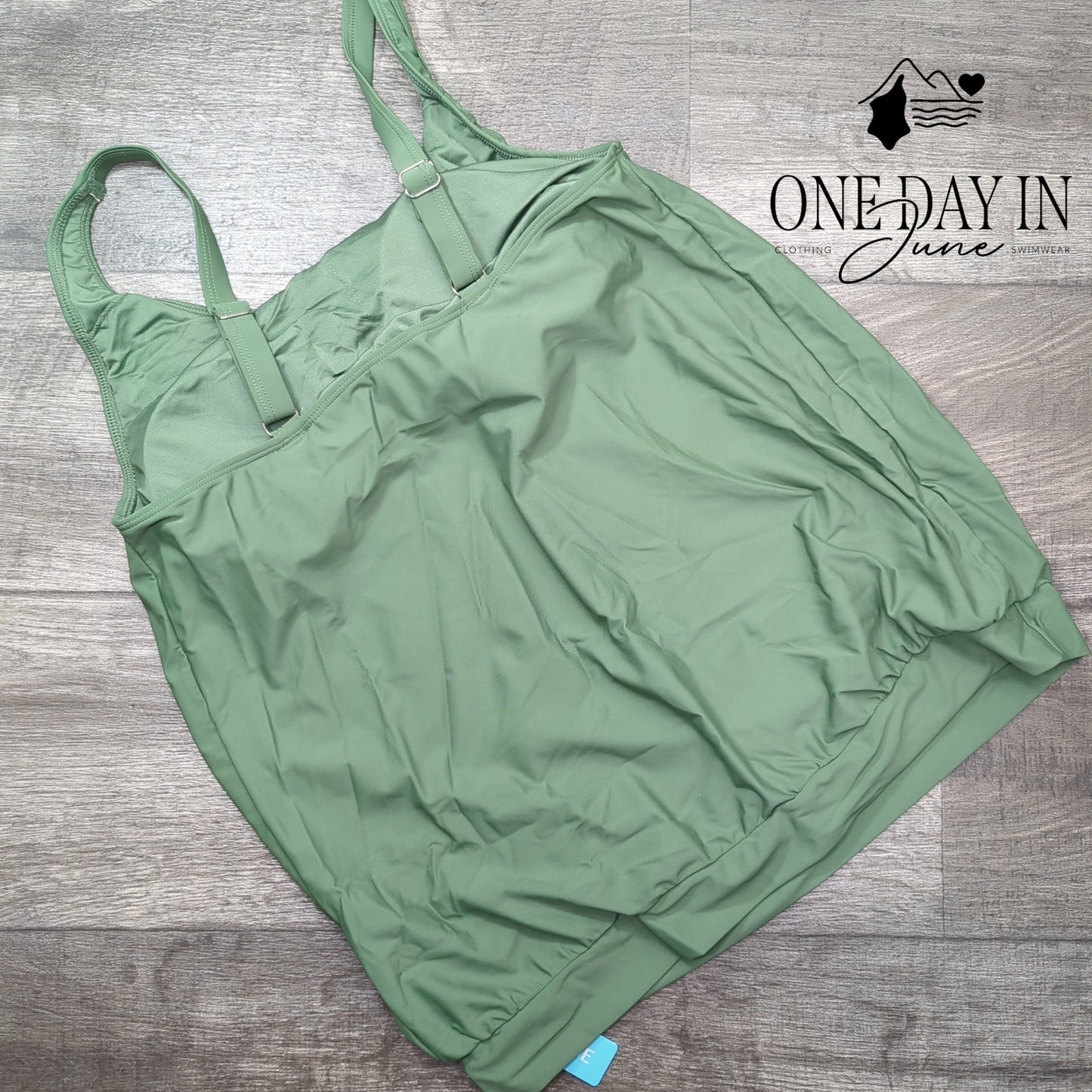 Yonique Blouson Tankini Top Size L