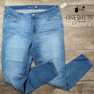 Old Navy High Rise Rockstar Super Skinny Jeans Size 18 Long