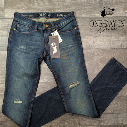 DL1961 Sally Slim Straight Jeans Distressed Dark Wash 4-Way Stretch NWT Size 6