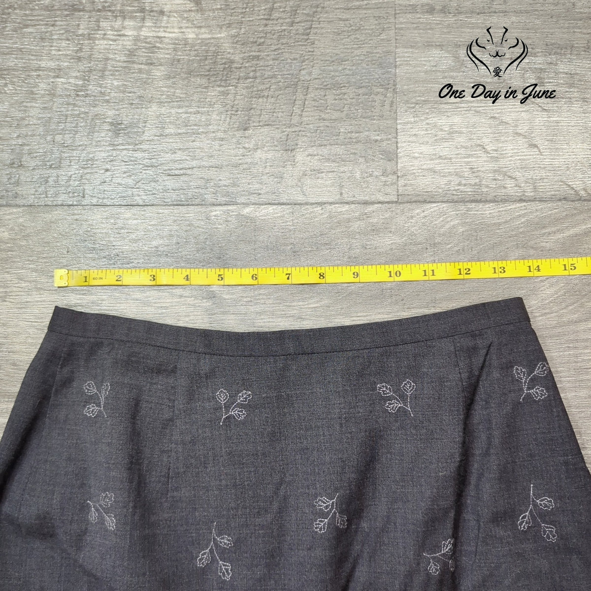 Eddie Bauer Wool Blend Floral Embroidered Skirt Gray Lined Size 6