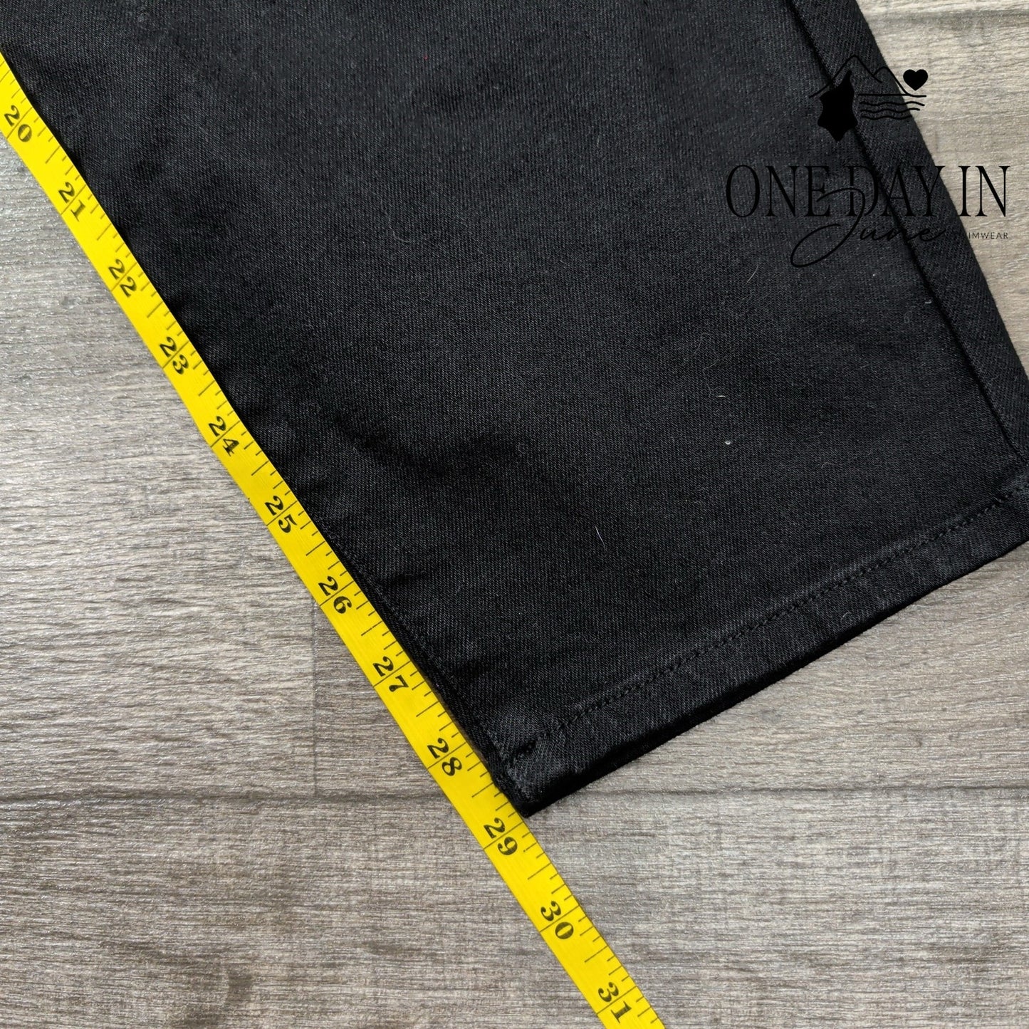 Good American Good Legs Skinny Jeans Size 28