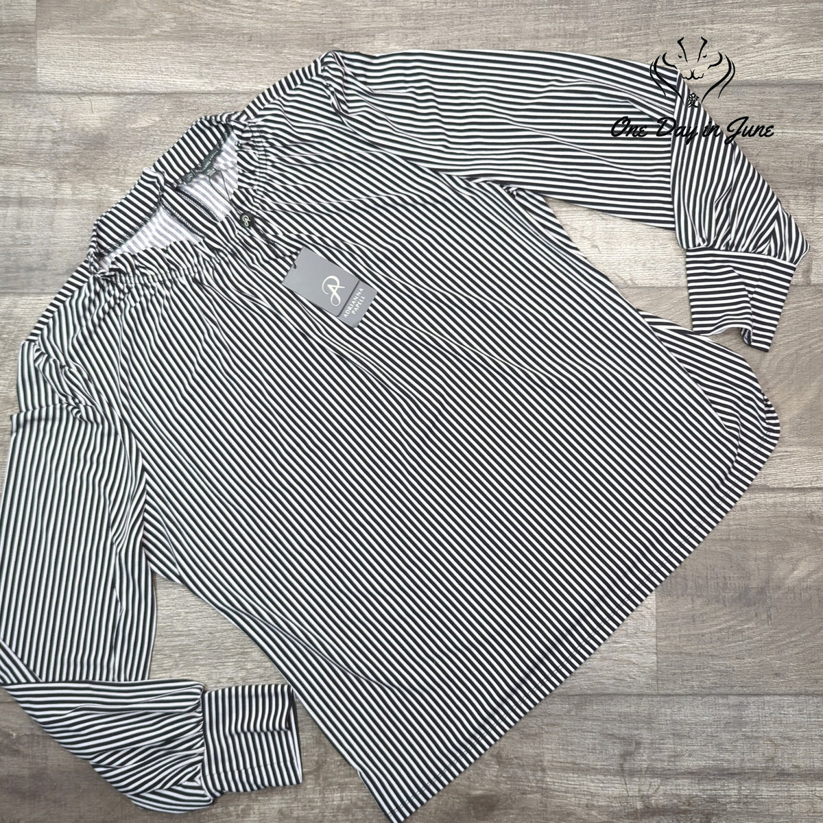 Adrianna Papell Striped Long Sleeve Ruffle Neck Top Black NWT Size XL
