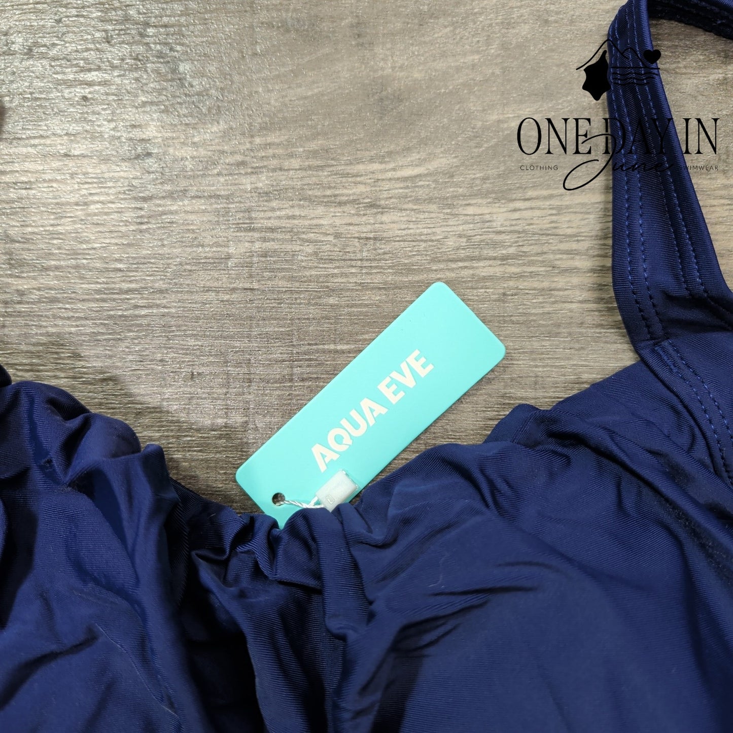Aqua Eve Retro Classic One Piece Swimsuit Size L