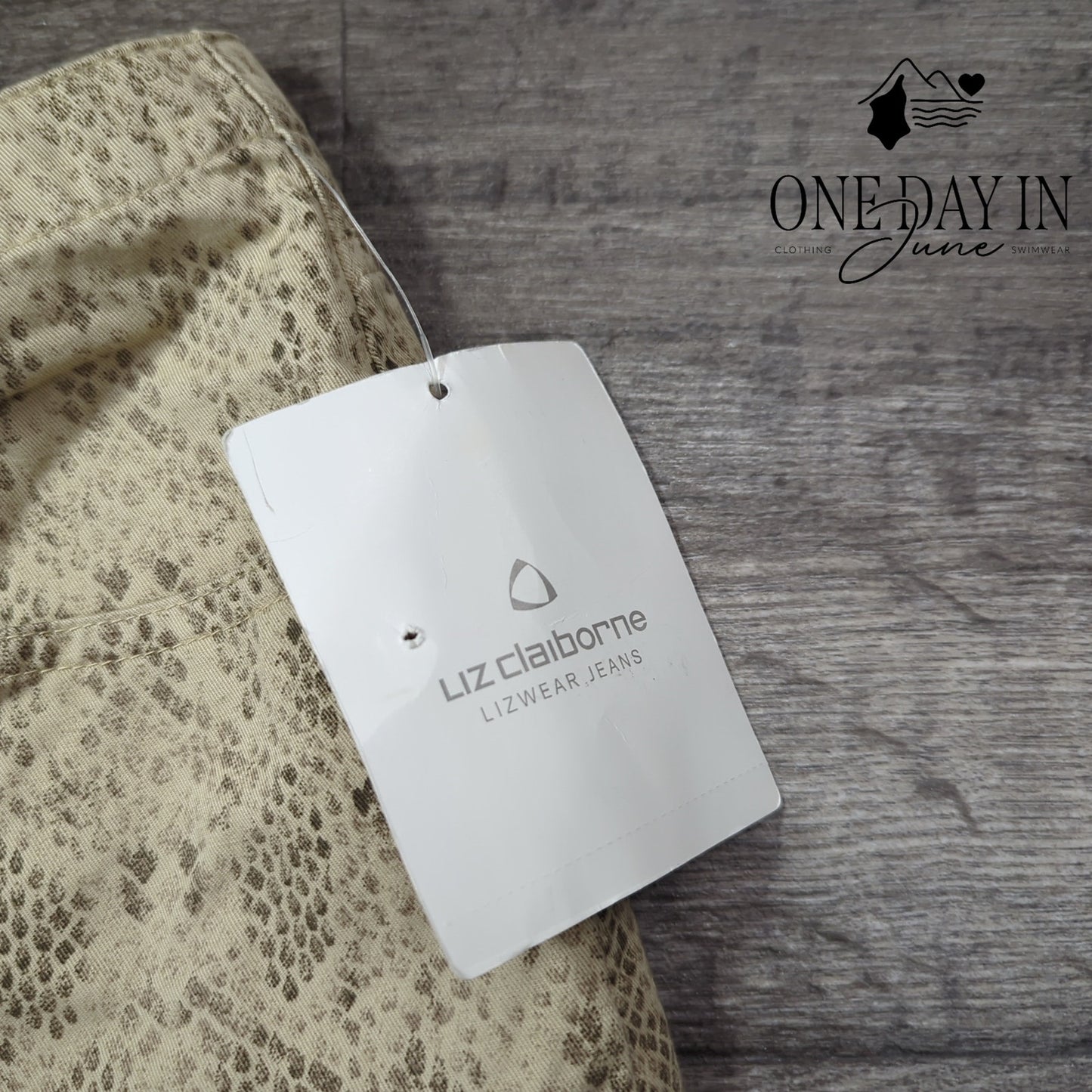 Liz Claiborne Animal Magnatism Straight Leg Pants Size 14