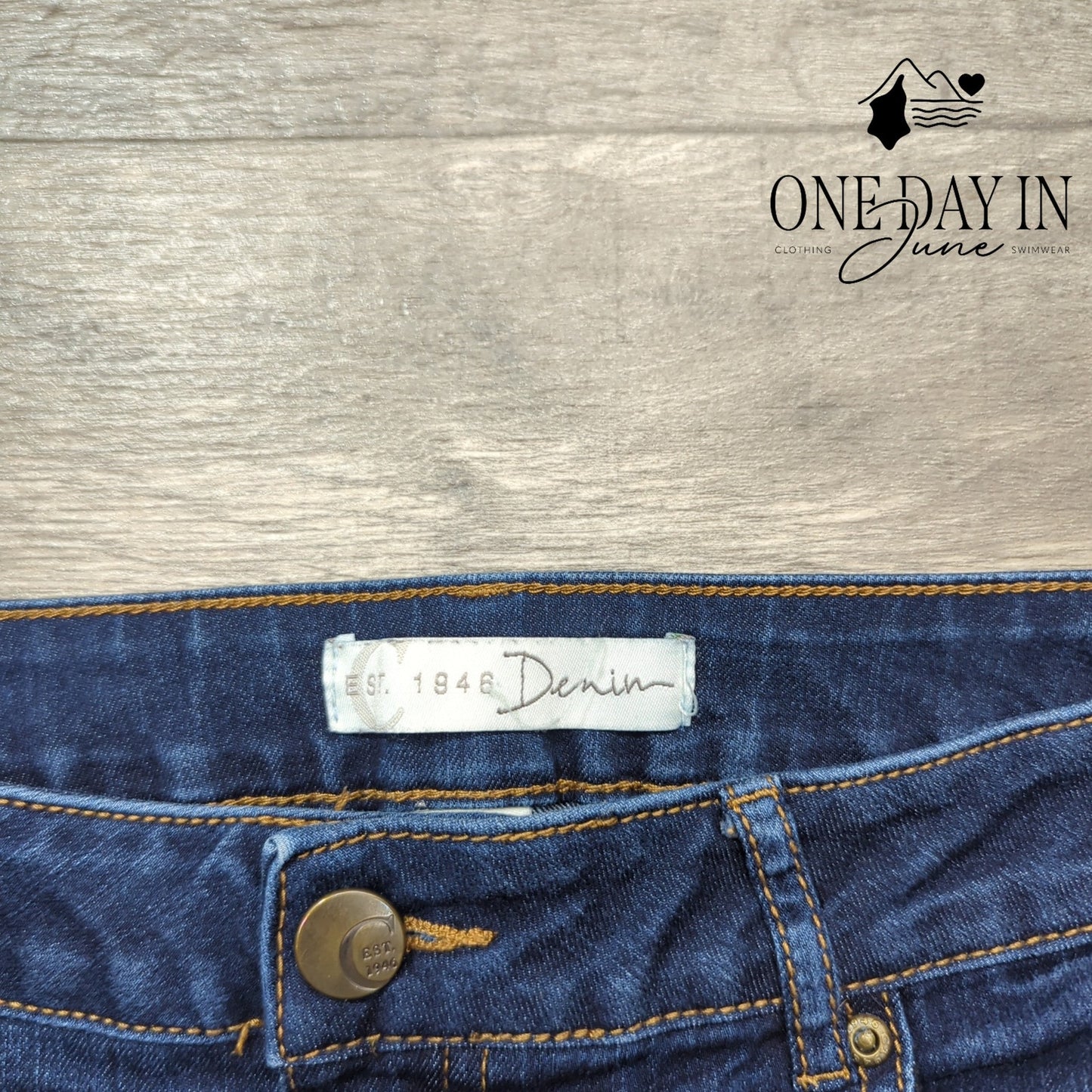 Cato Classic Fit Straight Leg Jeans Size 8