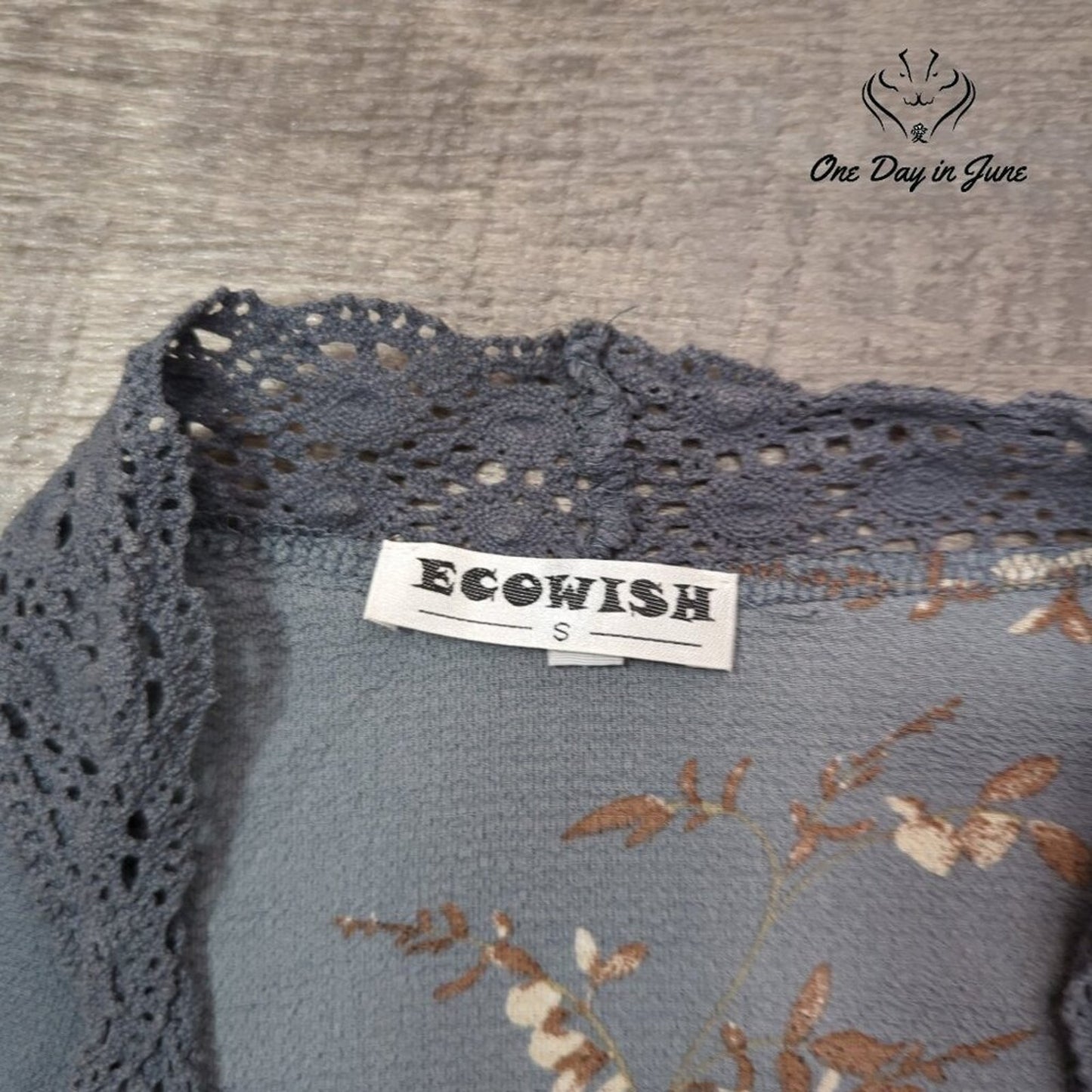 Ecowish Bell Sleeve Boho Top Size S